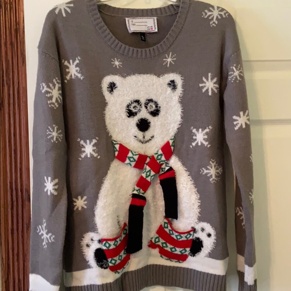 💥3 for $10💥 Adorable Winter Sweater Size Large